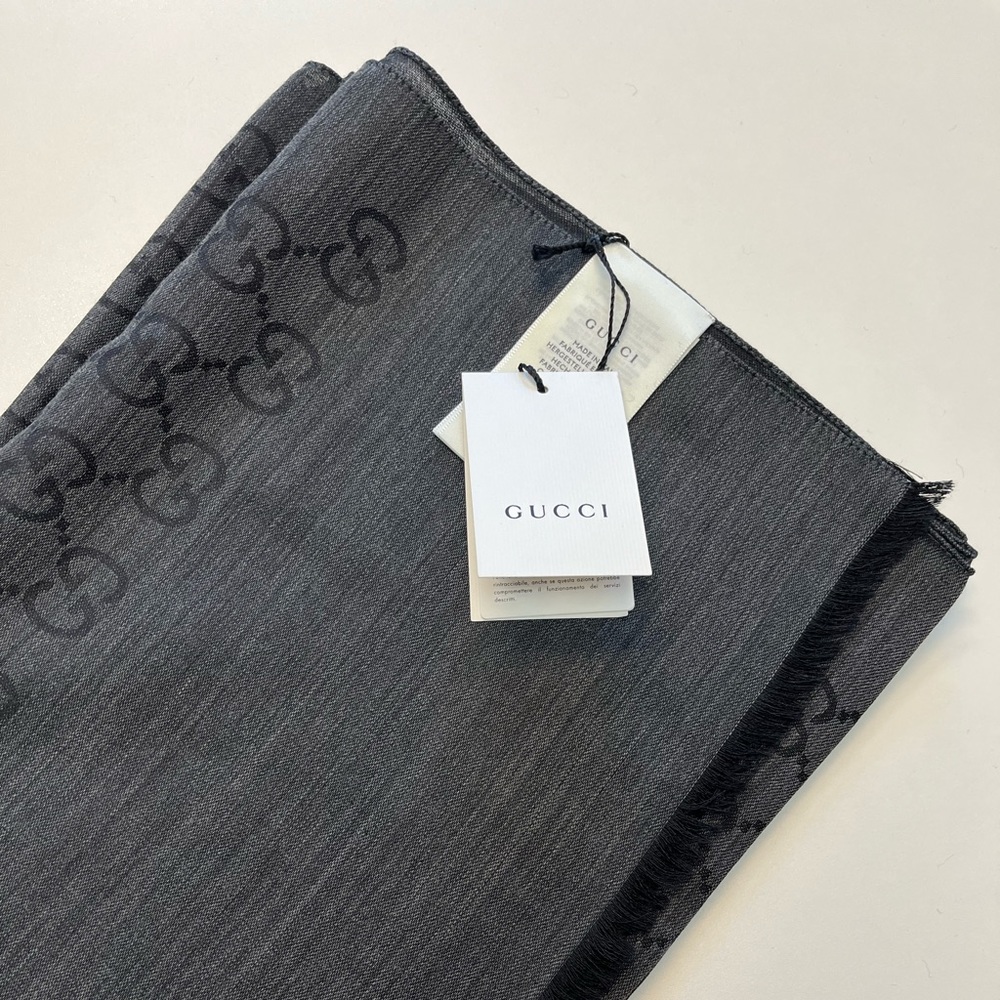 Gucci NWT GG logo stole/scarves - Picture 2 of 2